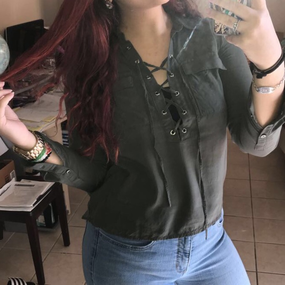 Shirt - Picture 4 of 5